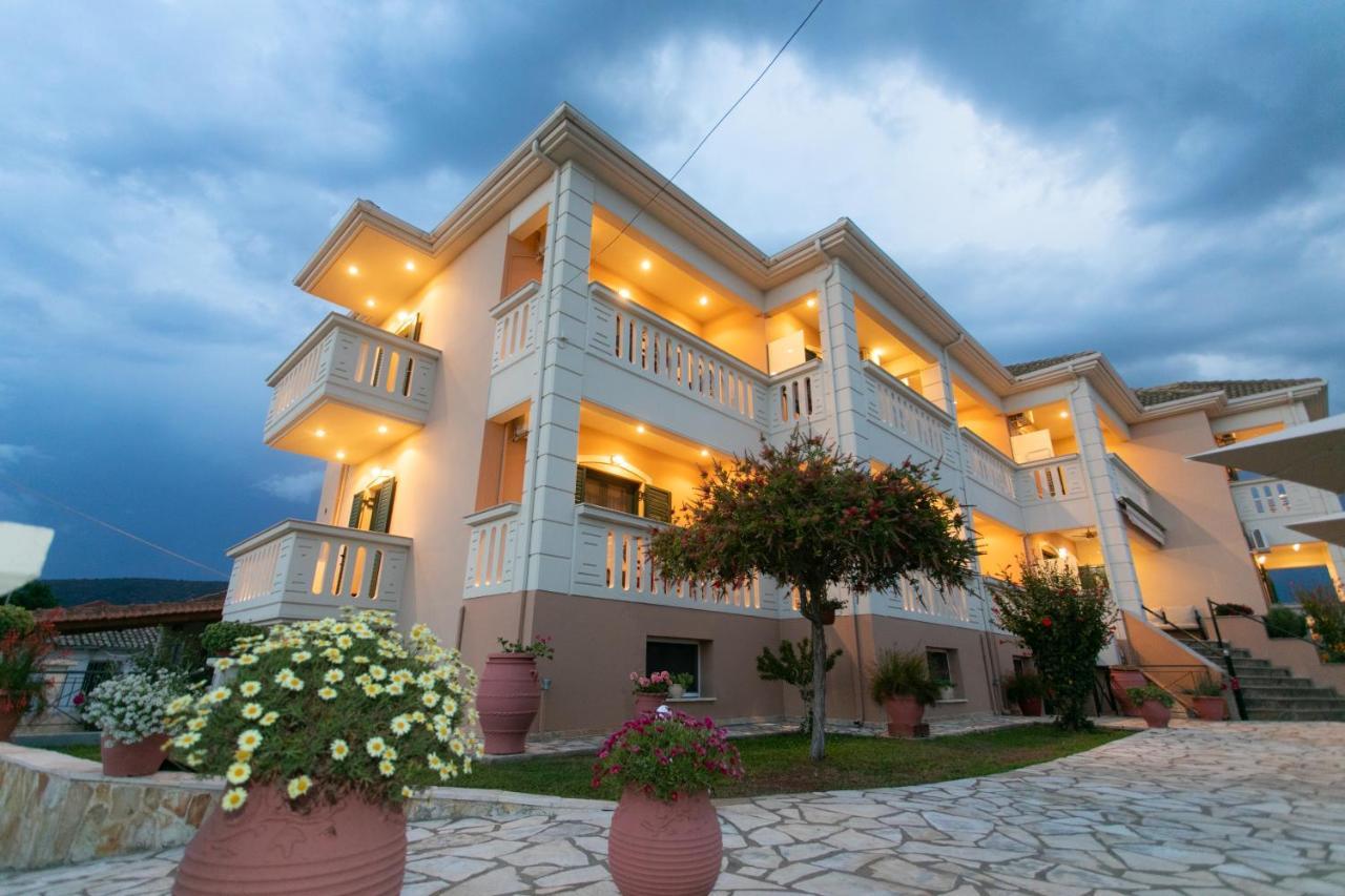 Lady Elena Hotel Ammoudia Exterior foto
