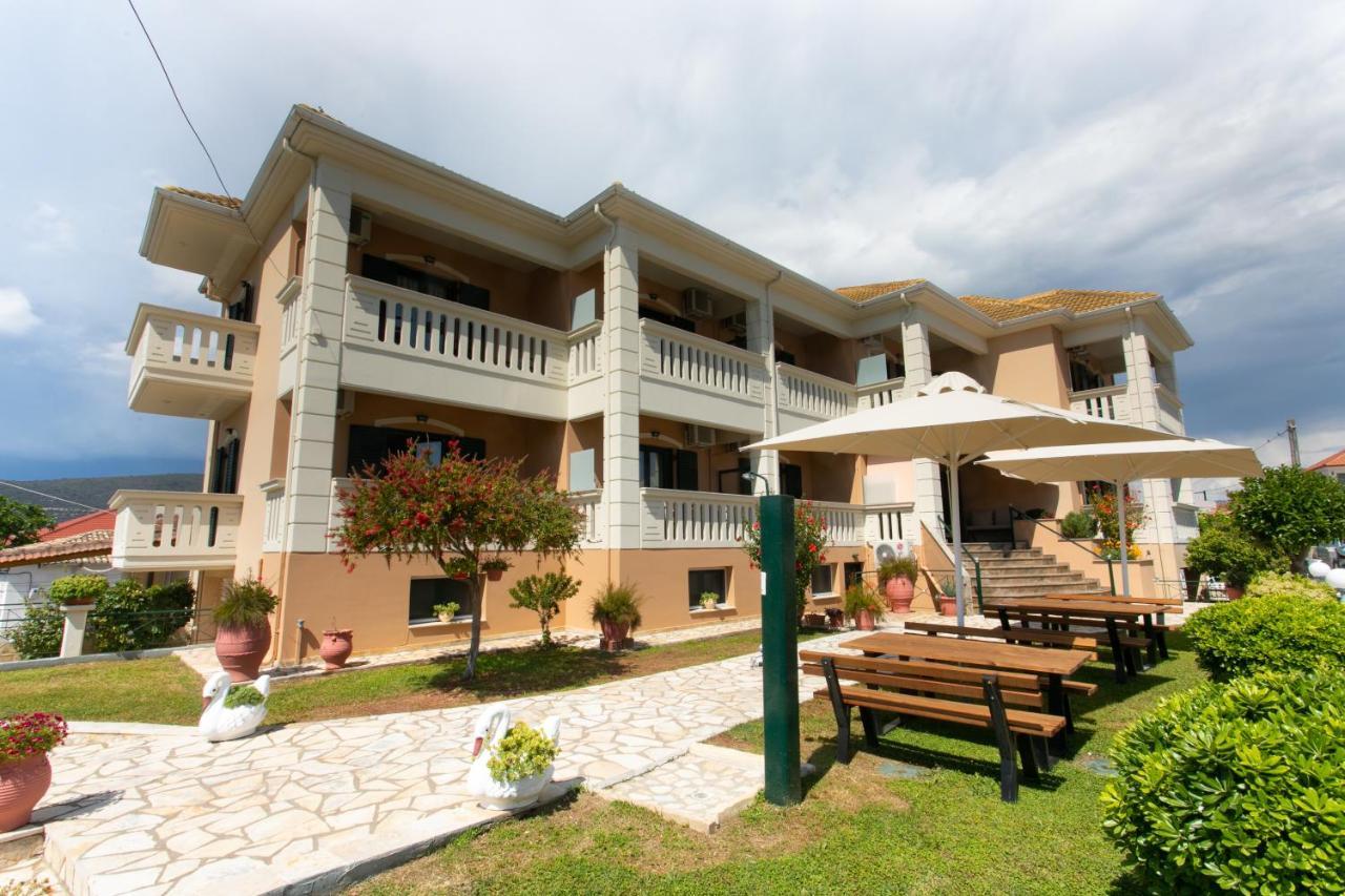 Lady Elena Hotel Ammoudia Exterior foto
