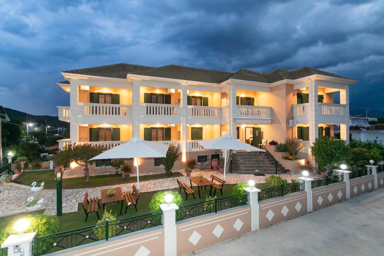 Lady Elena Hotel Ammoudia Exterior foto